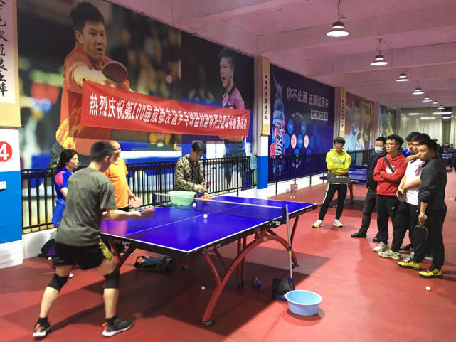 展现了他的 展现了他的